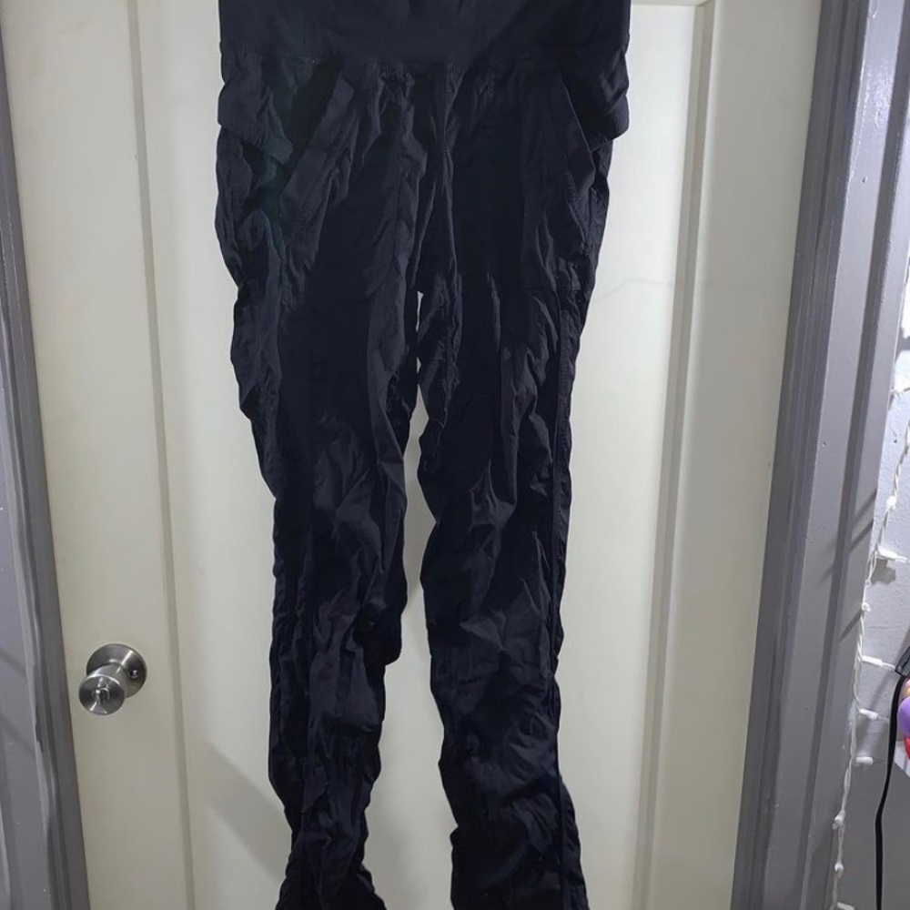 Lululemon dance studio pant